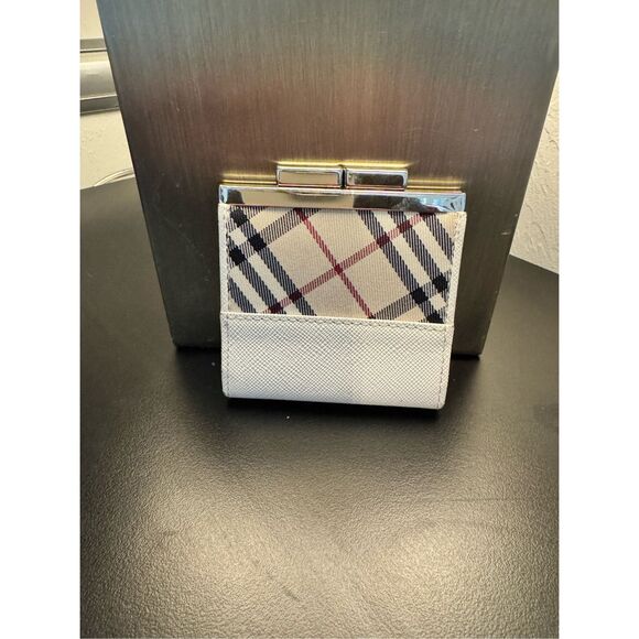 Rare Burberry Mini Coin Pouch - Picture 4 of 7